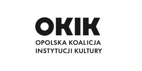 Grafika promująca OKIK. Wyśrodkowany skrót OKIK w kolorze czarnym, na białym tle. Poniżej napis: Opolska Koalicja Instytucji Kultury (czarne litery na białym tle).
